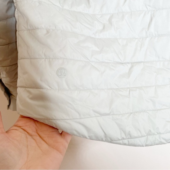 Lululemon Switch Please Reversible Quilted Jacket Silverstone 4 - Picture 5 of 8